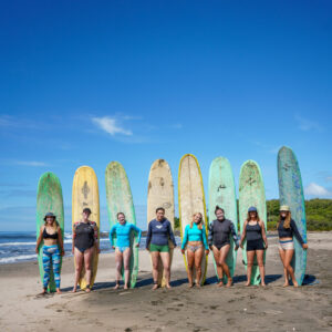 surf with amigas retreat inclusive