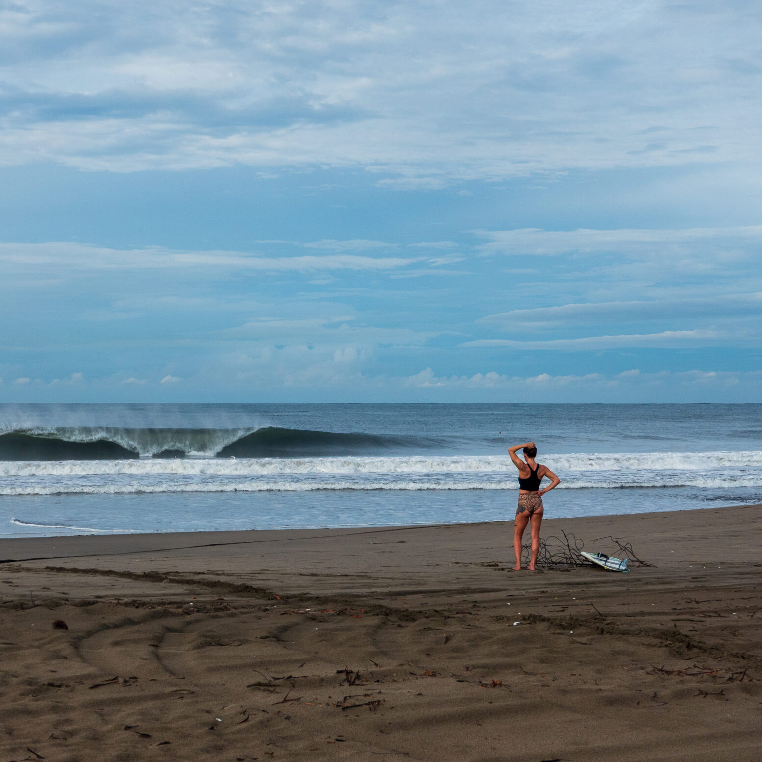 surf with amigas women's surf coaching retreats